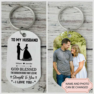 GOD BLESSED THE BROKEN ROAD THAT LED ME STRAIGHT TO YOU UPLOAD IMAGE GIFT FOR COUPLES PERSONALIZED KEYCHAIN